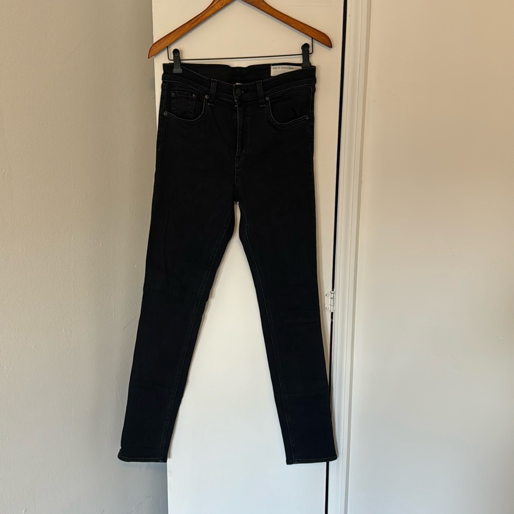 Rag and Bone black 10inch skinny jean size 30